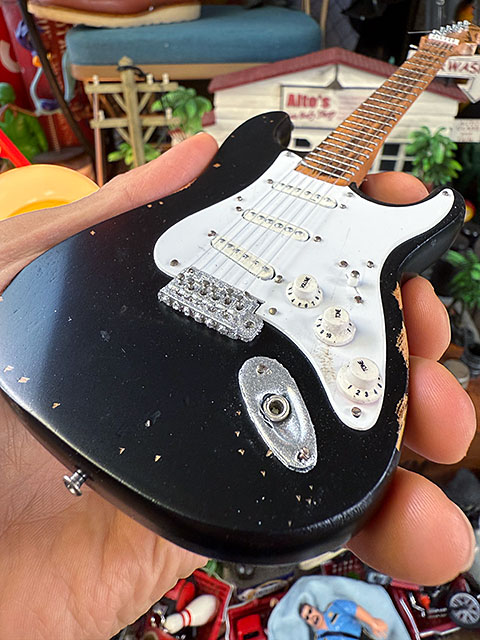 ストラトキャスタータイプギター ブラッキー パーツ交換改造多数 楽天
