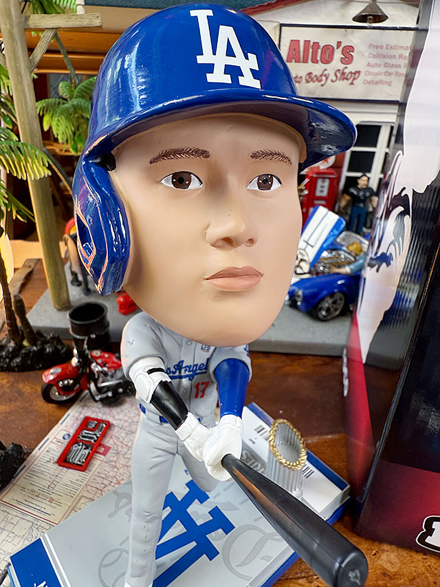 楽天市場】世界限定7000体 2024年ワールドシリーズ優勝記念