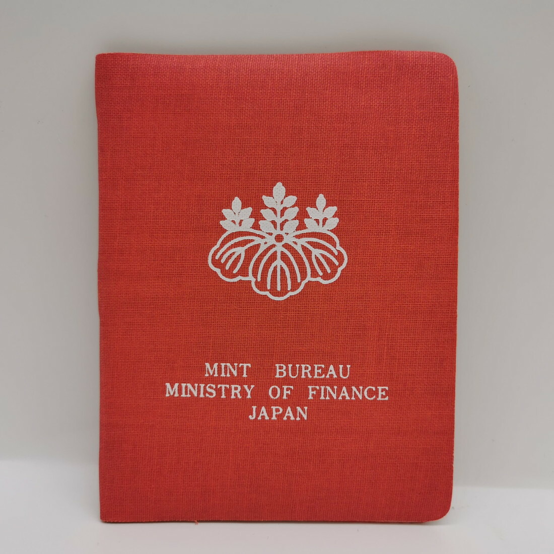 1*o様 金貨？？タイの旧貨幣・現行貨幣セットです(⌒▽⌒) 1*o様 金貨