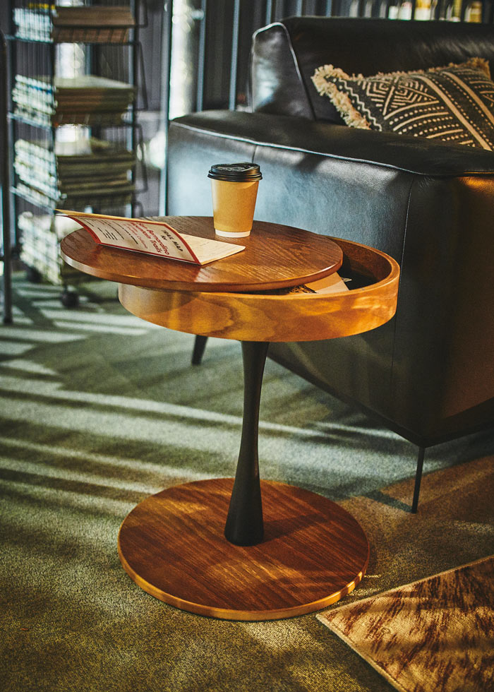 榧サイドテーブル一枚板無垢材自然木コーヒーテーブルナイトテーブル