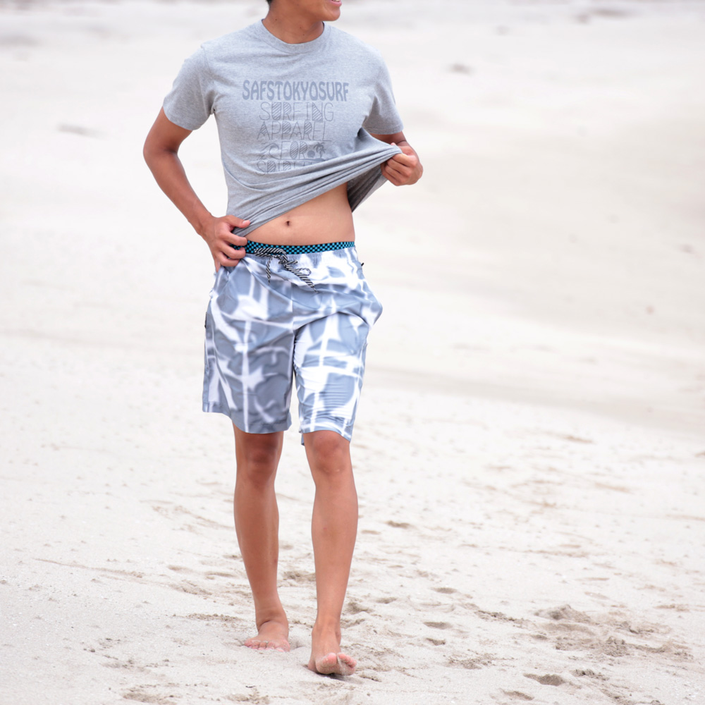 40,700円新品タグ付き【ダンヒル】インナーメッシュ付き 海パン 水着 M