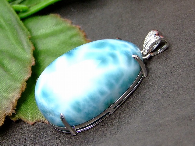 楽天市場】53400 鑑別書付き ペンダントトップ 30mm×20mm 特級