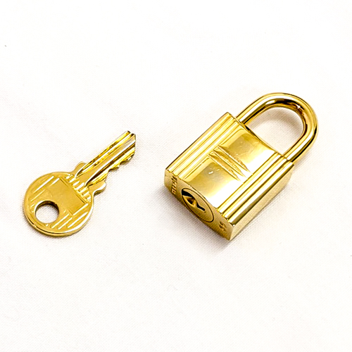 楽天市場】エルメス HERMES カデナ キー 1セット GD金具 ゴールド金具
