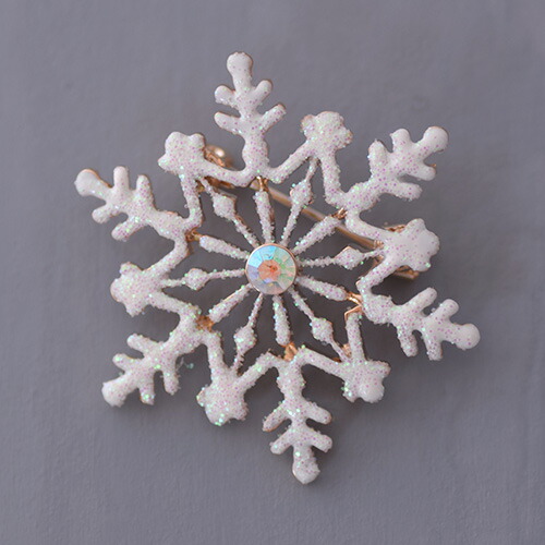 楽天市場】雪の結晶 ブローチ クリスマス 冬 ジャケット コート