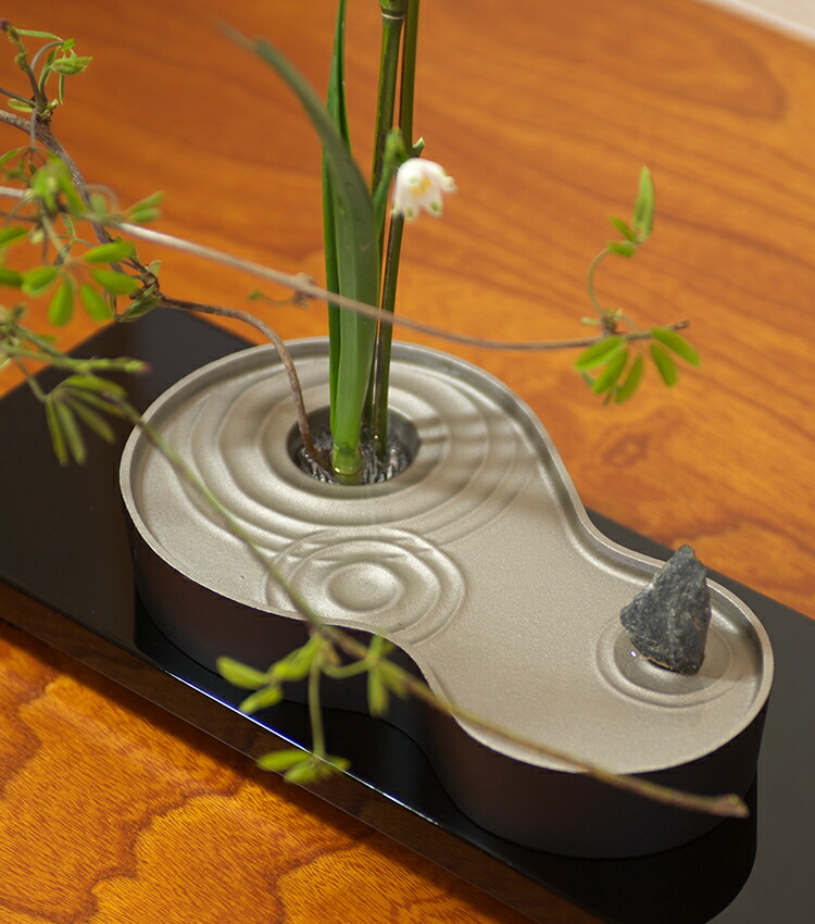 銅器 蛙 かえる 水盤 在銘 4、1kg 華道 生け花 Amazon.co.jp