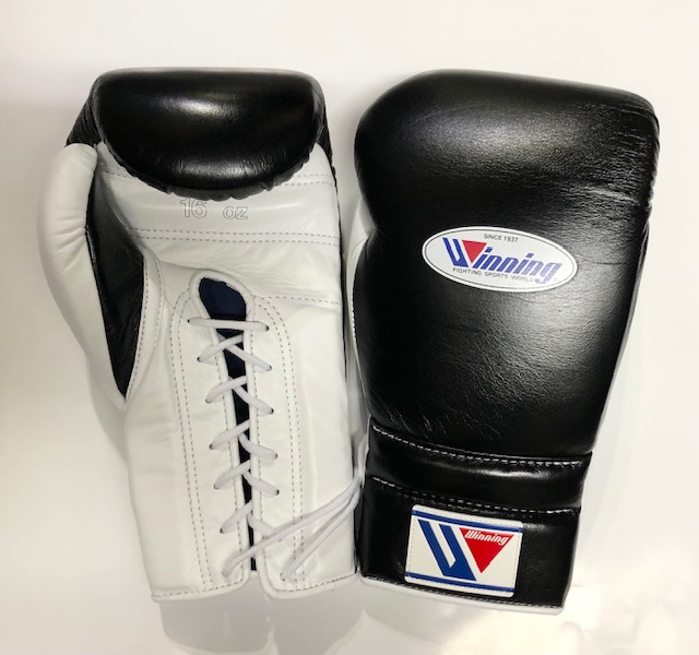 Winning ボクシンググローブ ホワイト スーパーリング用14oz 紐タイプ