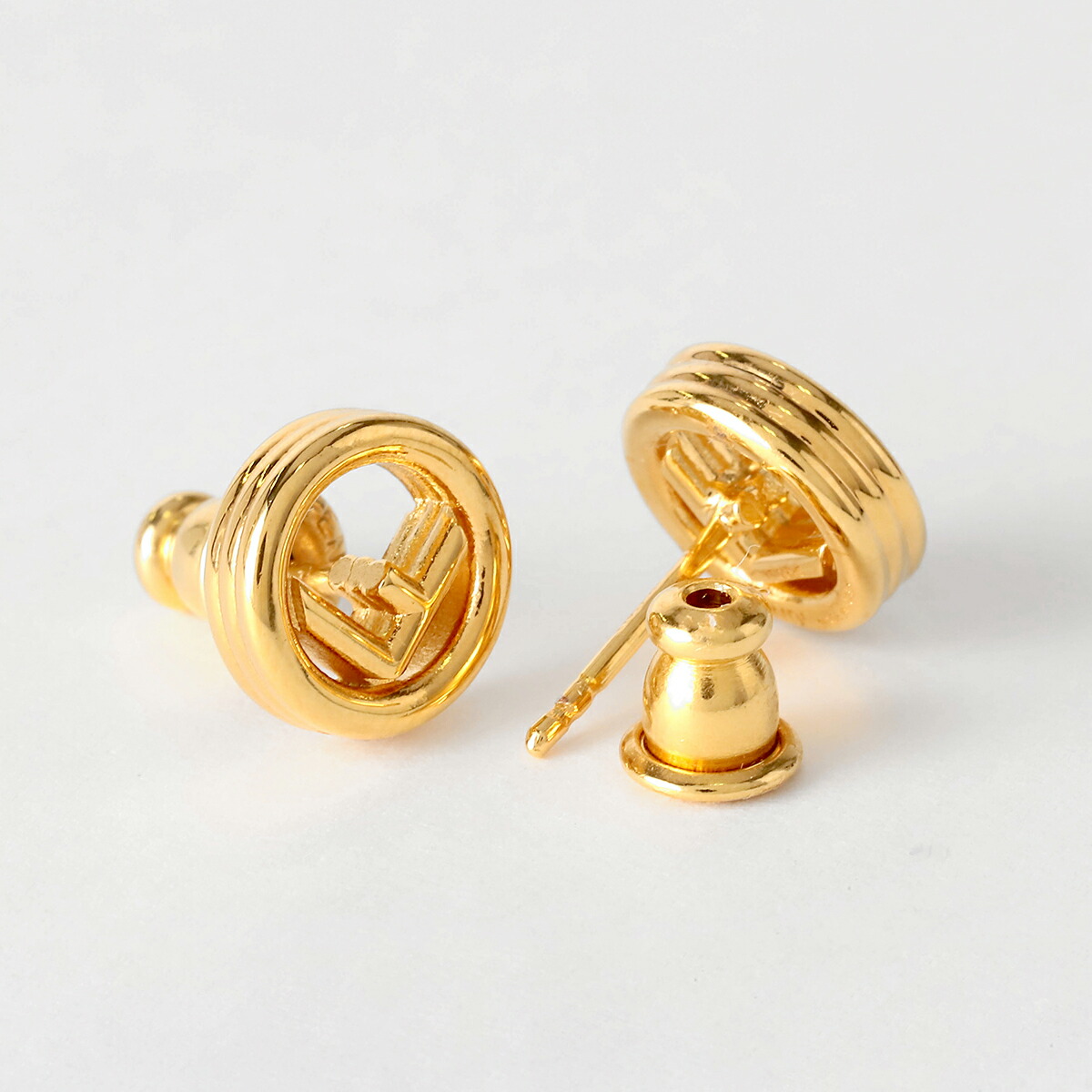 楽天市場】フェンディ ピアス FENDI エフ イズ フェンディ 8AK989 B08