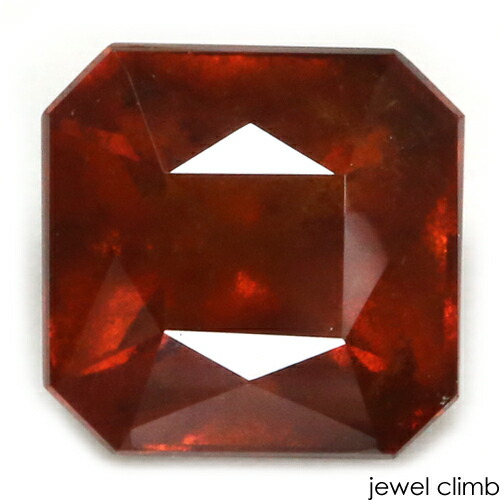 レッドヘソナイトガーネットクラスター Red Hessonite Garnet ヘソナイト宝石：特性、意味、価値など