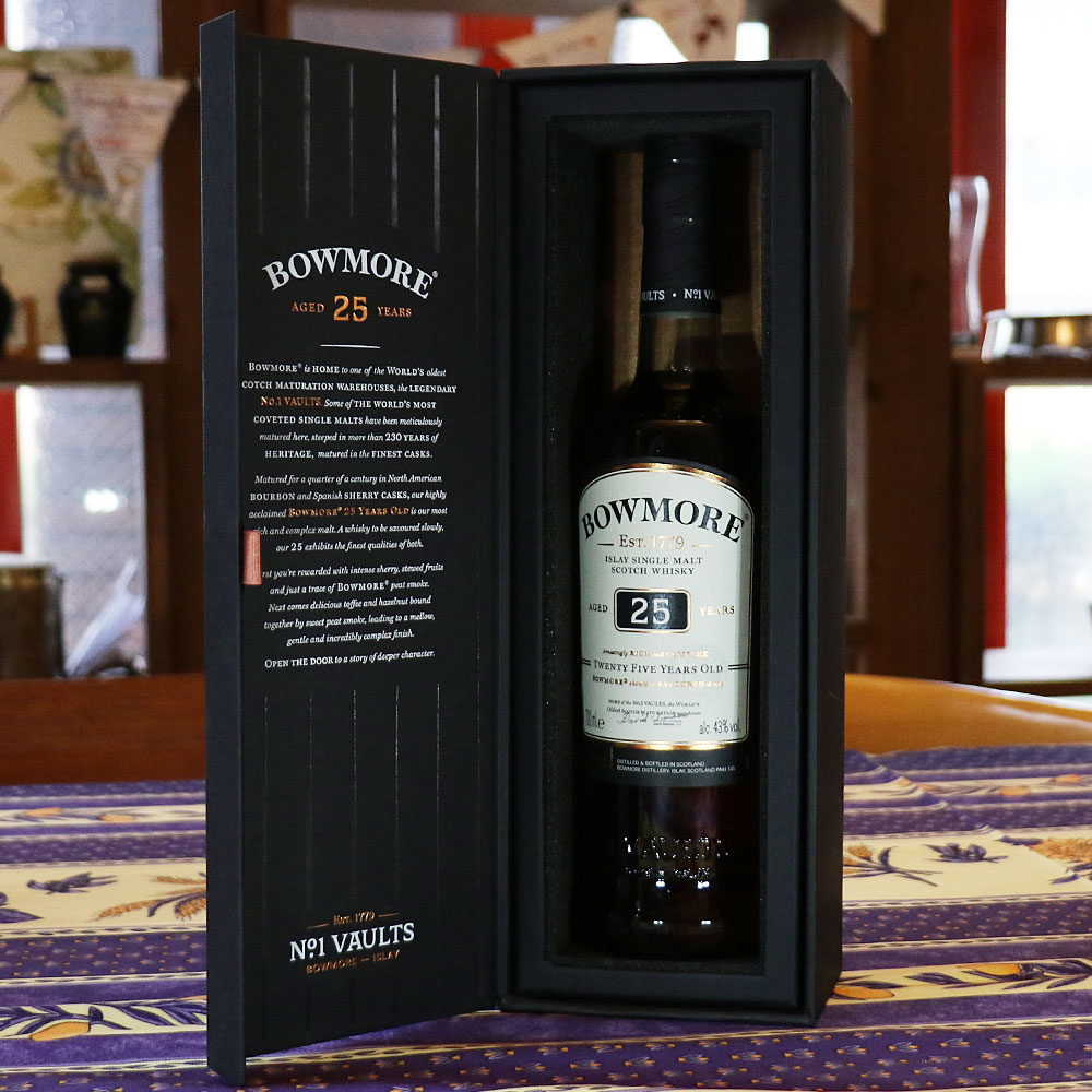 楽天市場】ボウモア 25年 シングル モルト ウイスキーBOWMORE 25years