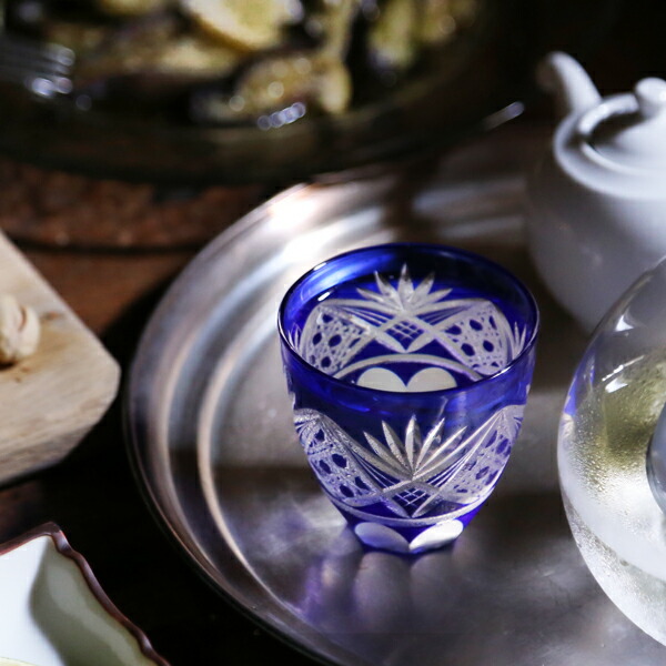 楽天市場】田島硝子 江戸切子 八角籠目菊底 ぐい呑み ルリ 盃 猪口