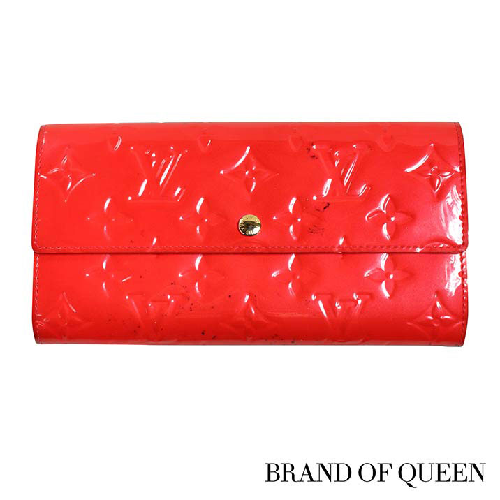 ルイヴィトン ヴェルニ 財布 赤