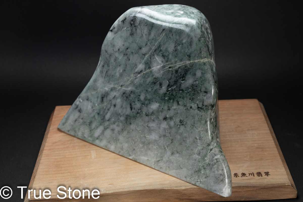 楽天市場】糸魚川翡翠 原石 4,300g ひすい ジェダイト ヒスイ 糸魚川