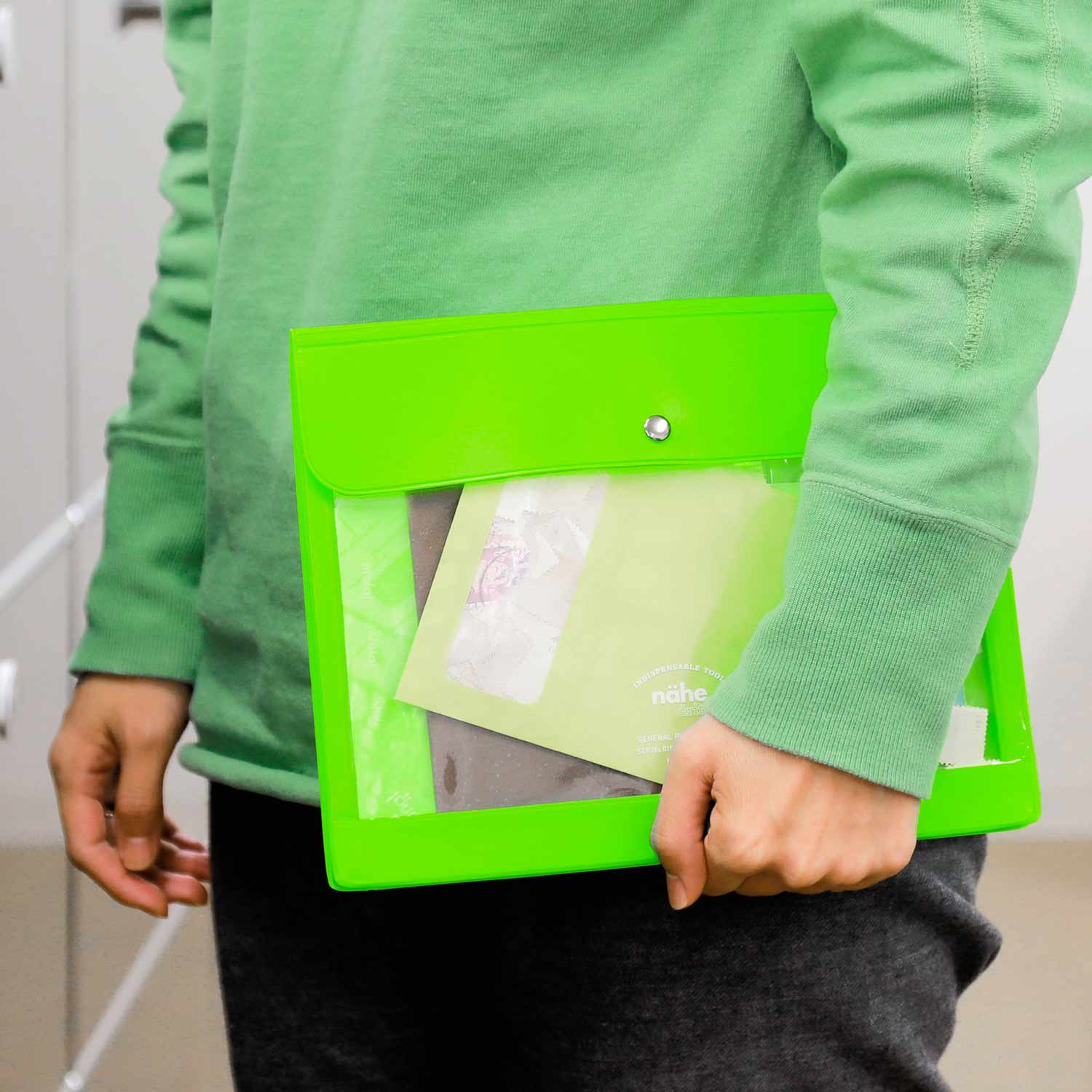 楽天市場】nahe ジェネラルパーパスケース ネオン A5 ネーエ 書類