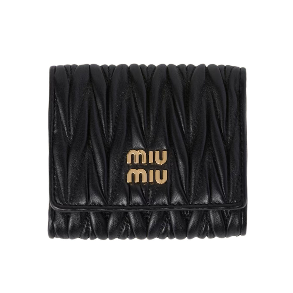 ミュウミュウ(MIUMIU) マトラッセ 三つ折り財布 | 通販・人気