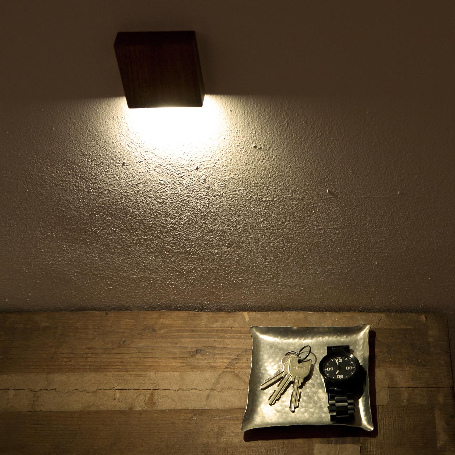 楽天市場】センサーライト 屋内 電池 電池式 インテリアライト