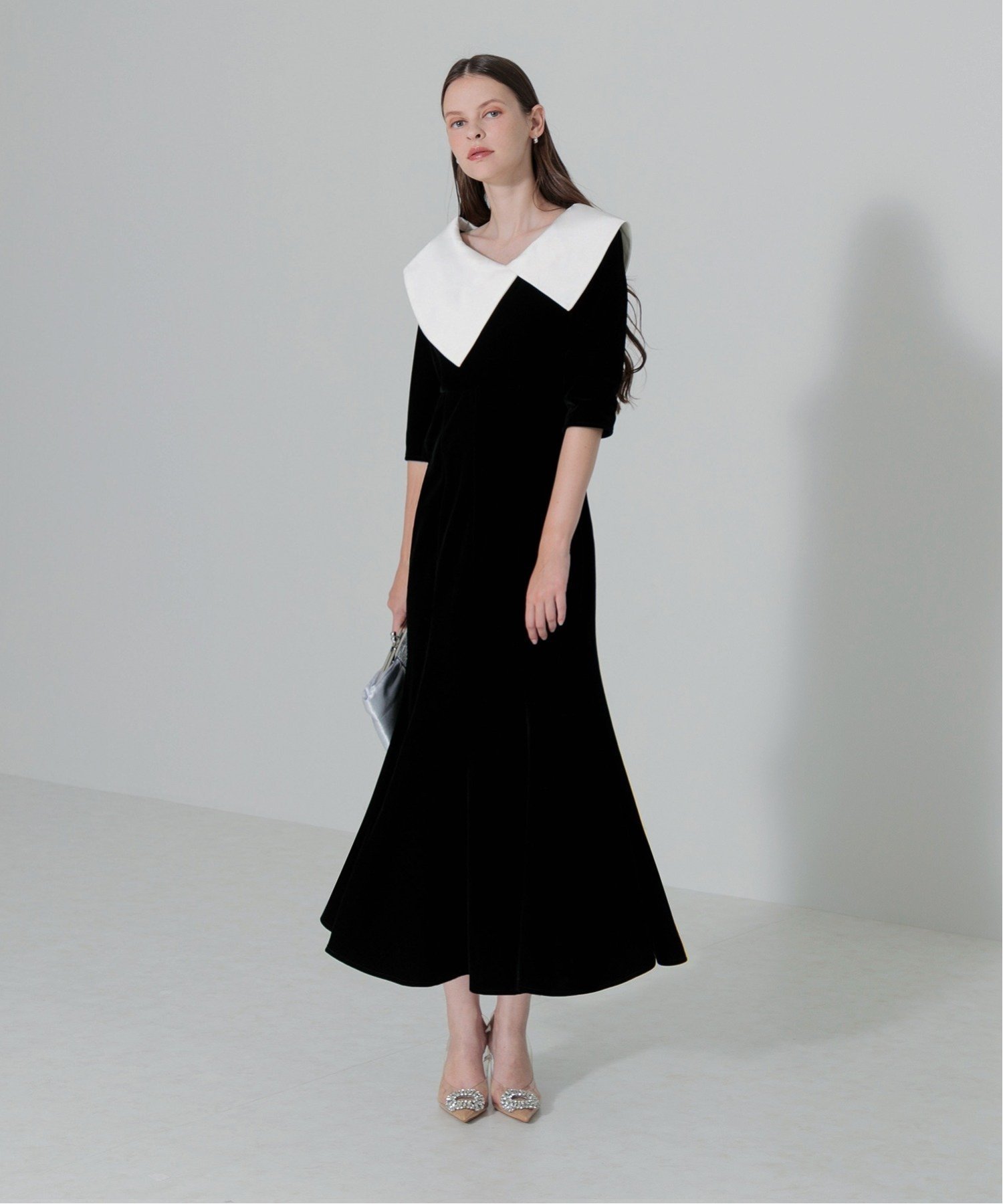 Leja｜LEJA/配色アシンメトリービッグカラーベロアマーメイド