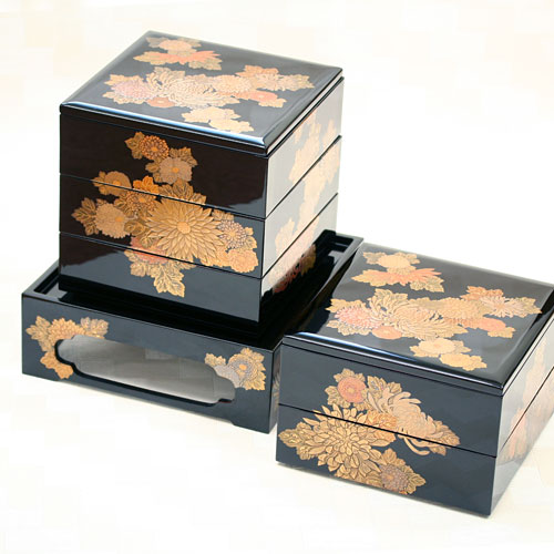 楽天市場】漆器 五段重 台付き 黒内朱 菊尽し蒔絵【少々訳あり