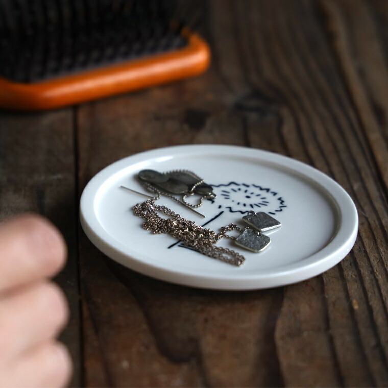 楽天市場】小皿 Mustakivi ムスタキビ 陶器 北欧 コースター 蓋 ギフト