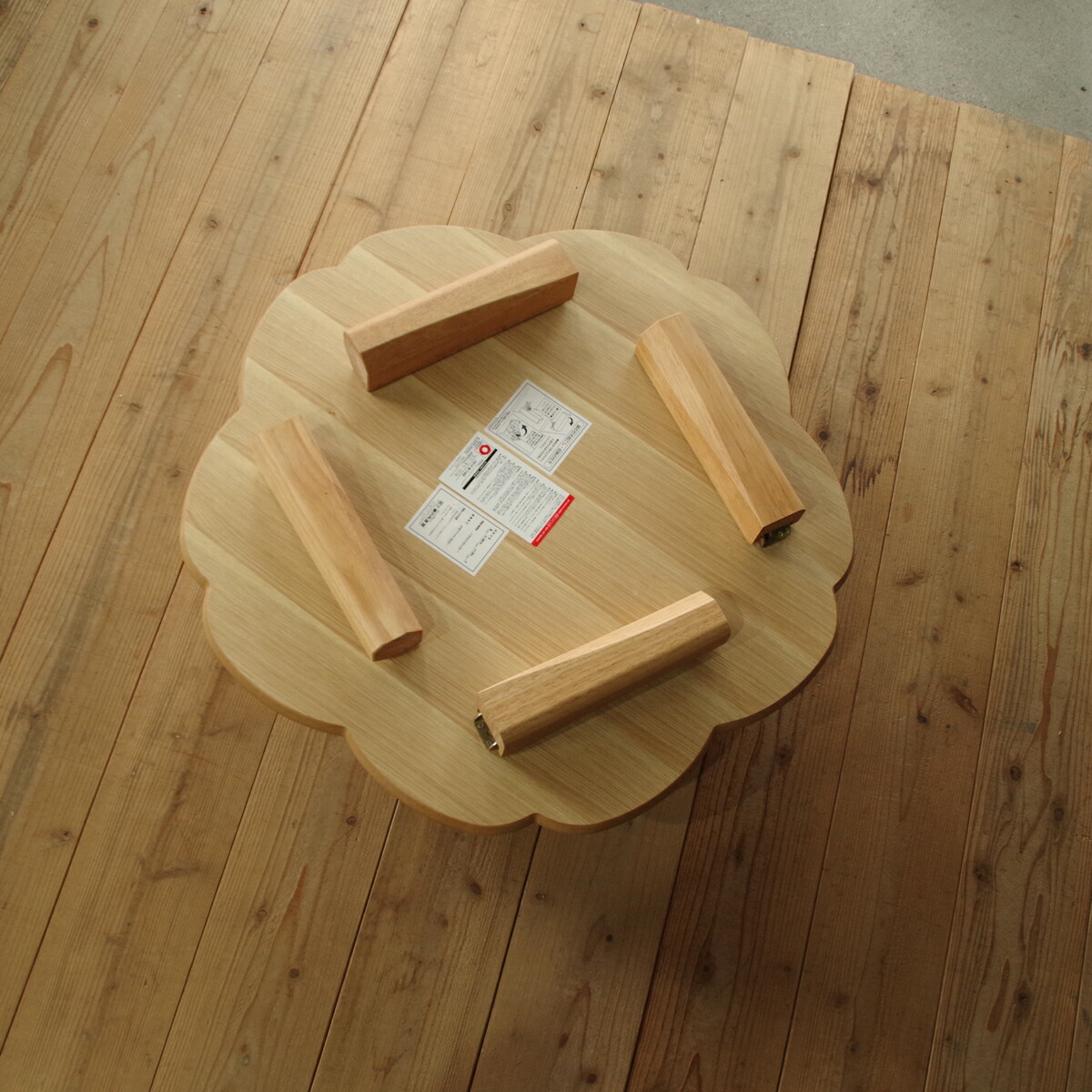 楽天市場】lura座卓 花形 折れ脚 テーブル 90×90樺桜突板 ナチュラル色