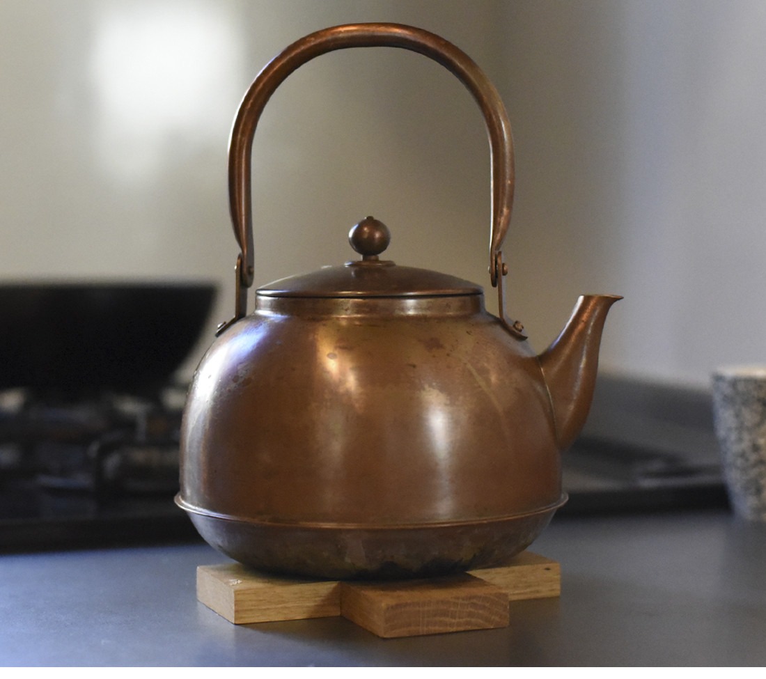 銅製装飾薬缶アンティック 約20cm貴重品 IMG_1364_grande.jpg?v=1606221529