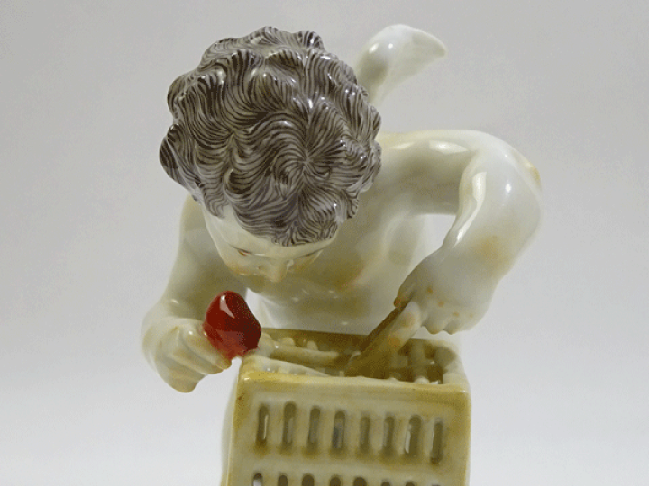 楽天市場】マイセン フィギュリン 陶磁器小立像 天使シリーズ 60215