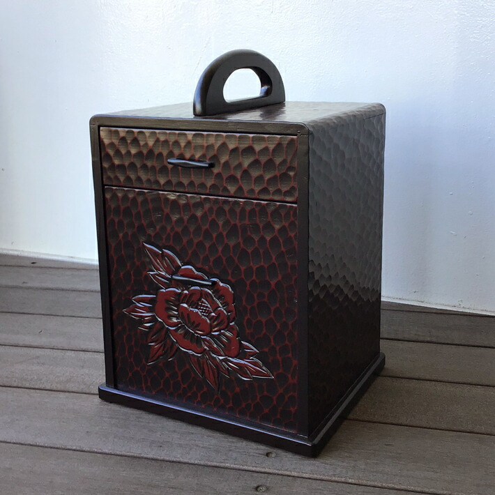 楽天市場】民芸家具 時代箪笥 伝統工芸品 彫刻 鎌倉彫 和家具 和タンス