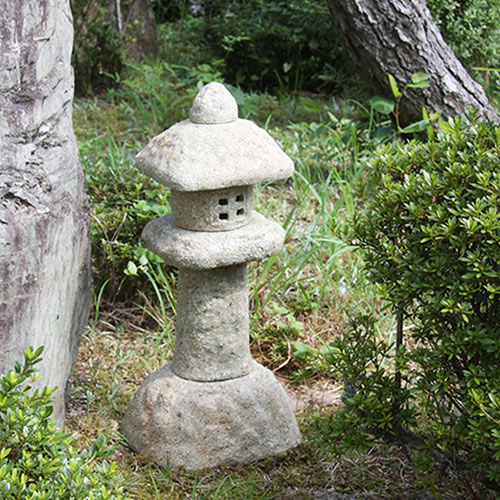楽天市場】自然玉石五重塔（10尺）高さ約3メートル10灯篭 五重塔
