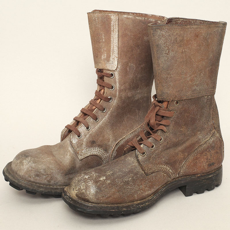 ブラウン スエード フランス軍コンバットブーツ 2バックルブーツカット