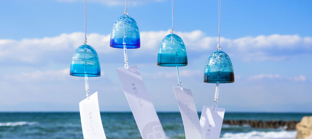 あおもりの海 風鈴［9月］ | シリーズ | ハンドメイドガラスの伝統工芸