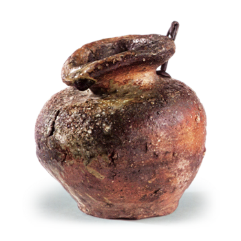 信楽蹲掛花入 | 鶴田 純久の章 お話