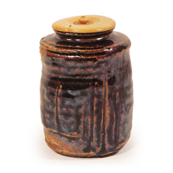 織部茶入 おりべちゃいれ | 鶴田 純久の章 お話