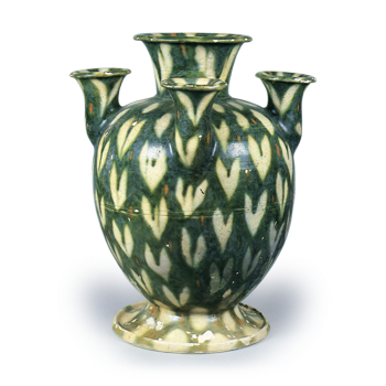 三彩 多口瓶 | 鶴田 純久の章 お話