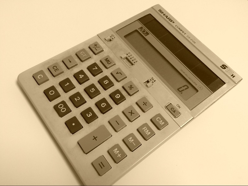 SHARP CS-2128R 電卓 廃盤/名機】SHARP CS-2128R ケース付 シャープ