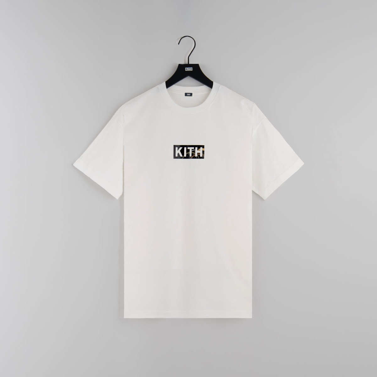 Kith が能登半島地震のチャリティーTシャツ『Pray for Noto Tee』の