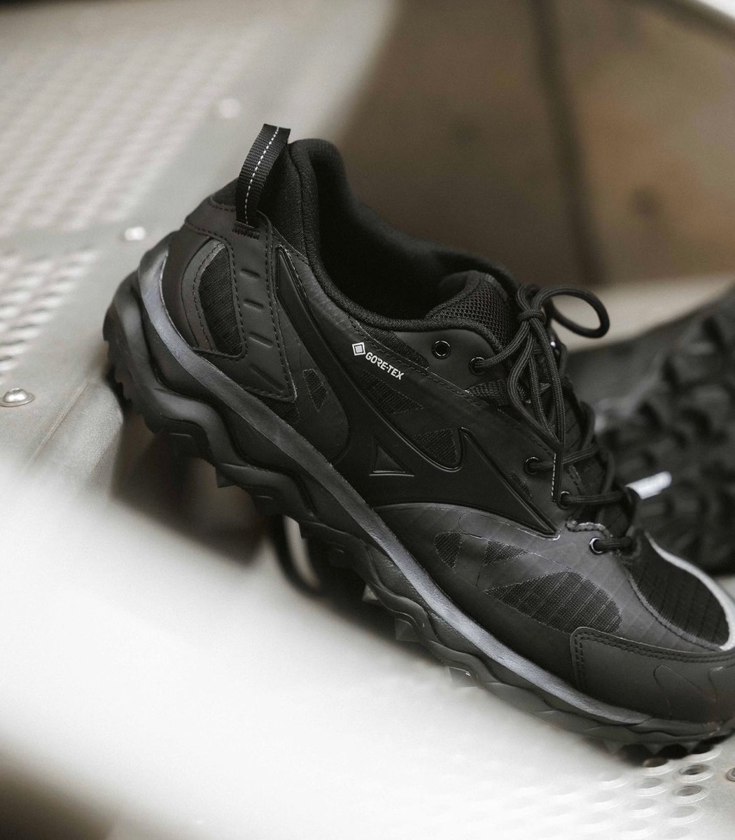 MIZUNO 『WAVE MUJIN TL GTX “BLACK”』が国内9月22日に発売