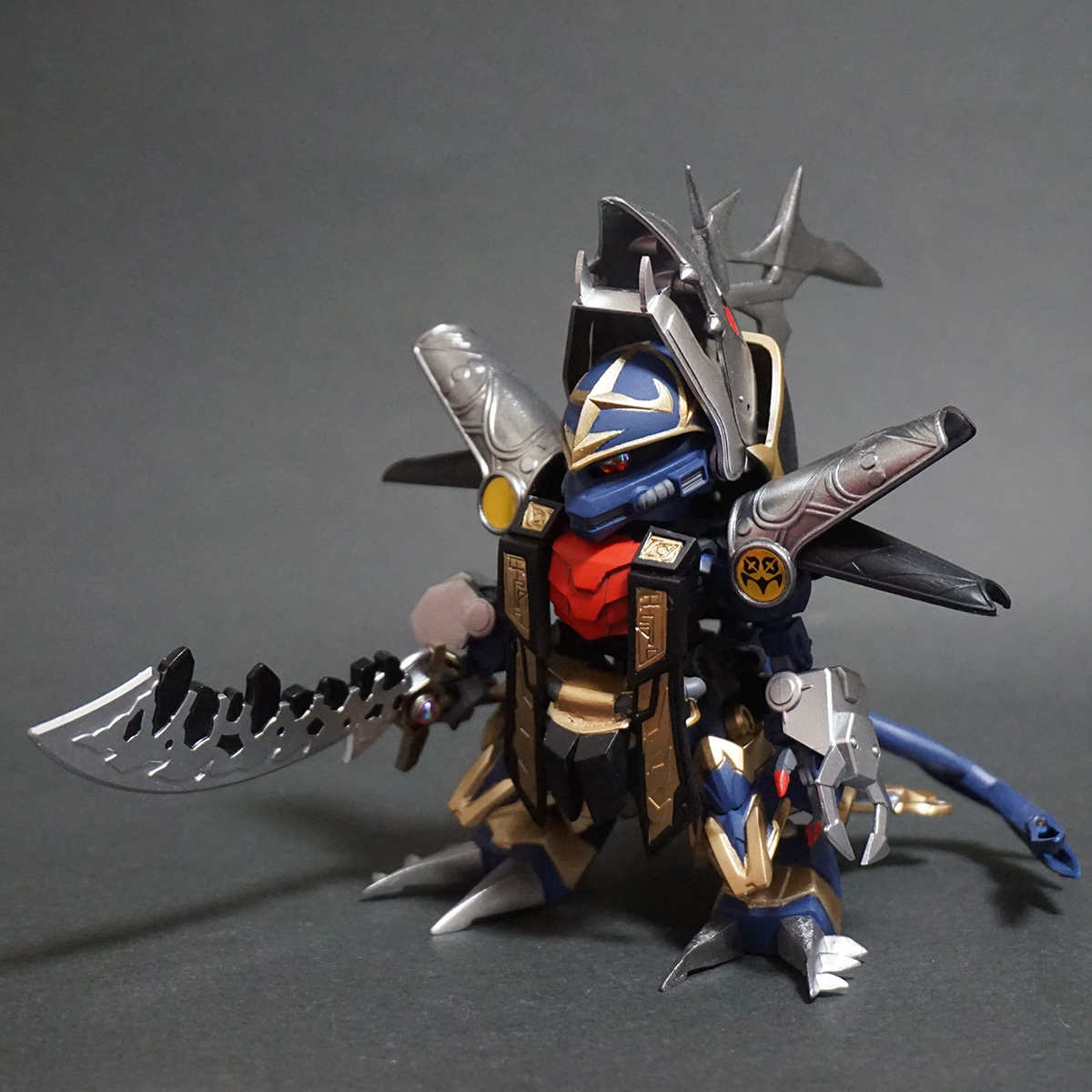 ジャンク品】SD戦国伝 天下統一編 元祖 ガンダム 黒魔神闇皇帝 闇皇帝