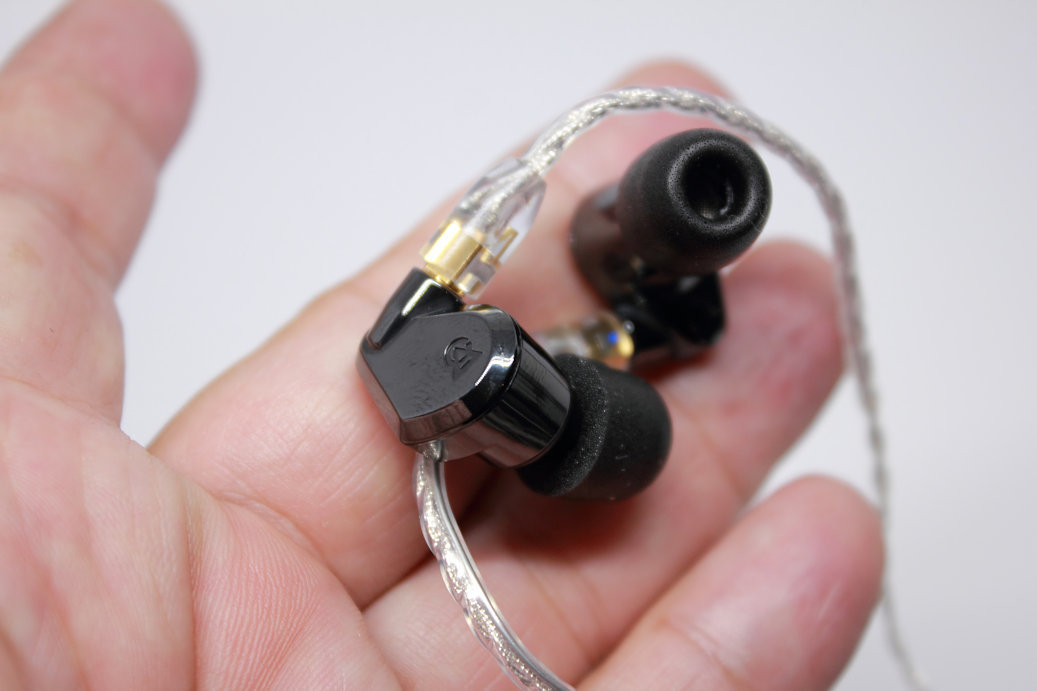 Campfire Audioの第一弾、Lyraレビュー: Music TO GO!