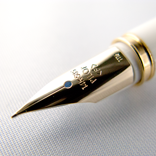 万年筆 レディホワイト 桜吹雪｜文具のことなら渡敬文具館