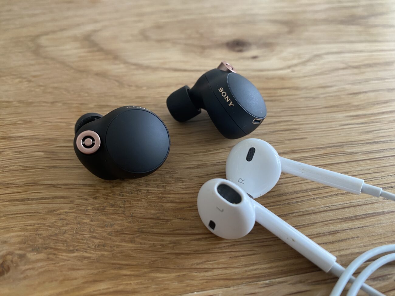 ソニー「WF1000XM4」を買ってみた！ノイズキャンセリング素人が