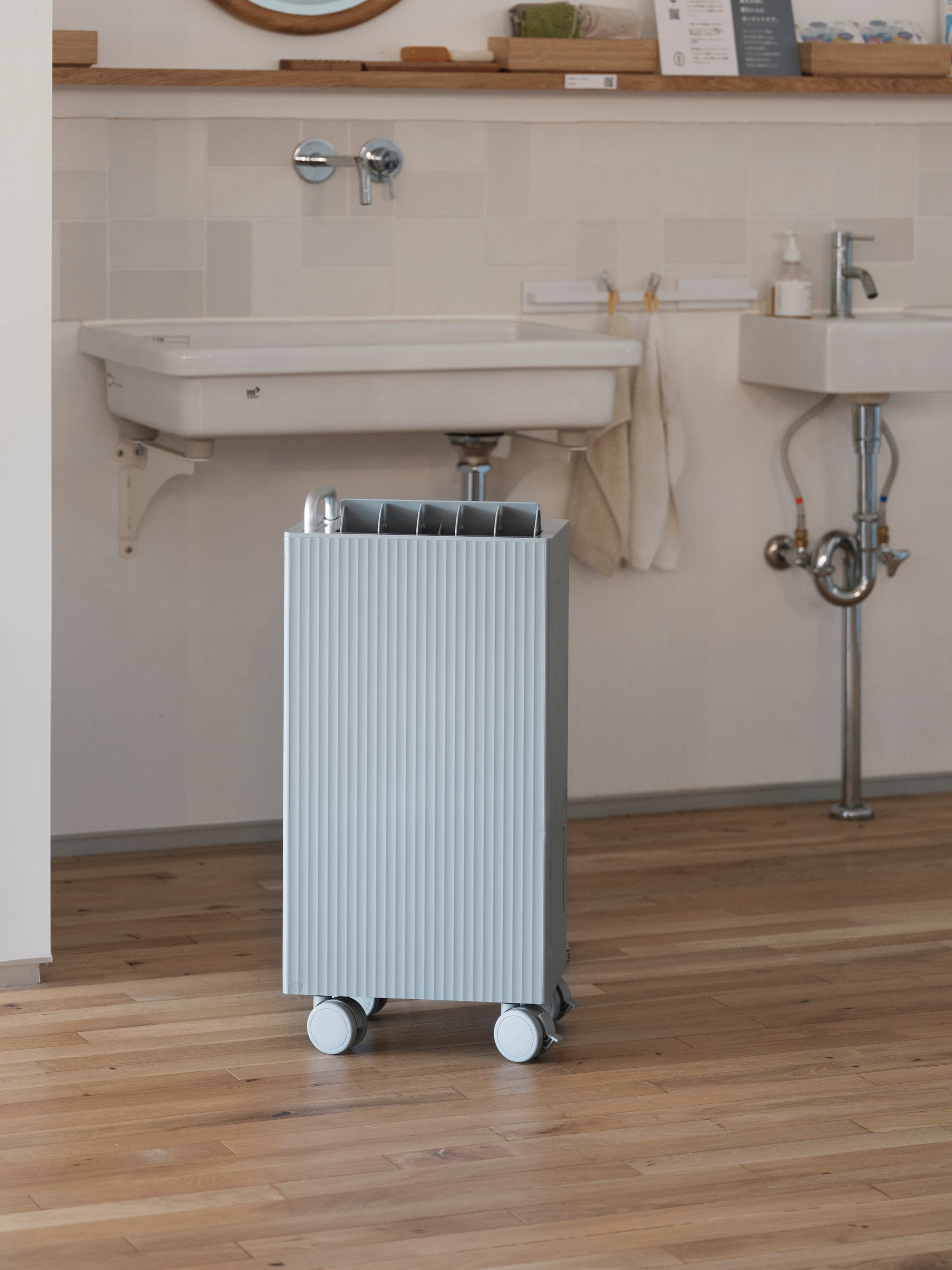 除湿機 ROOT 7200 ｜cado カドー