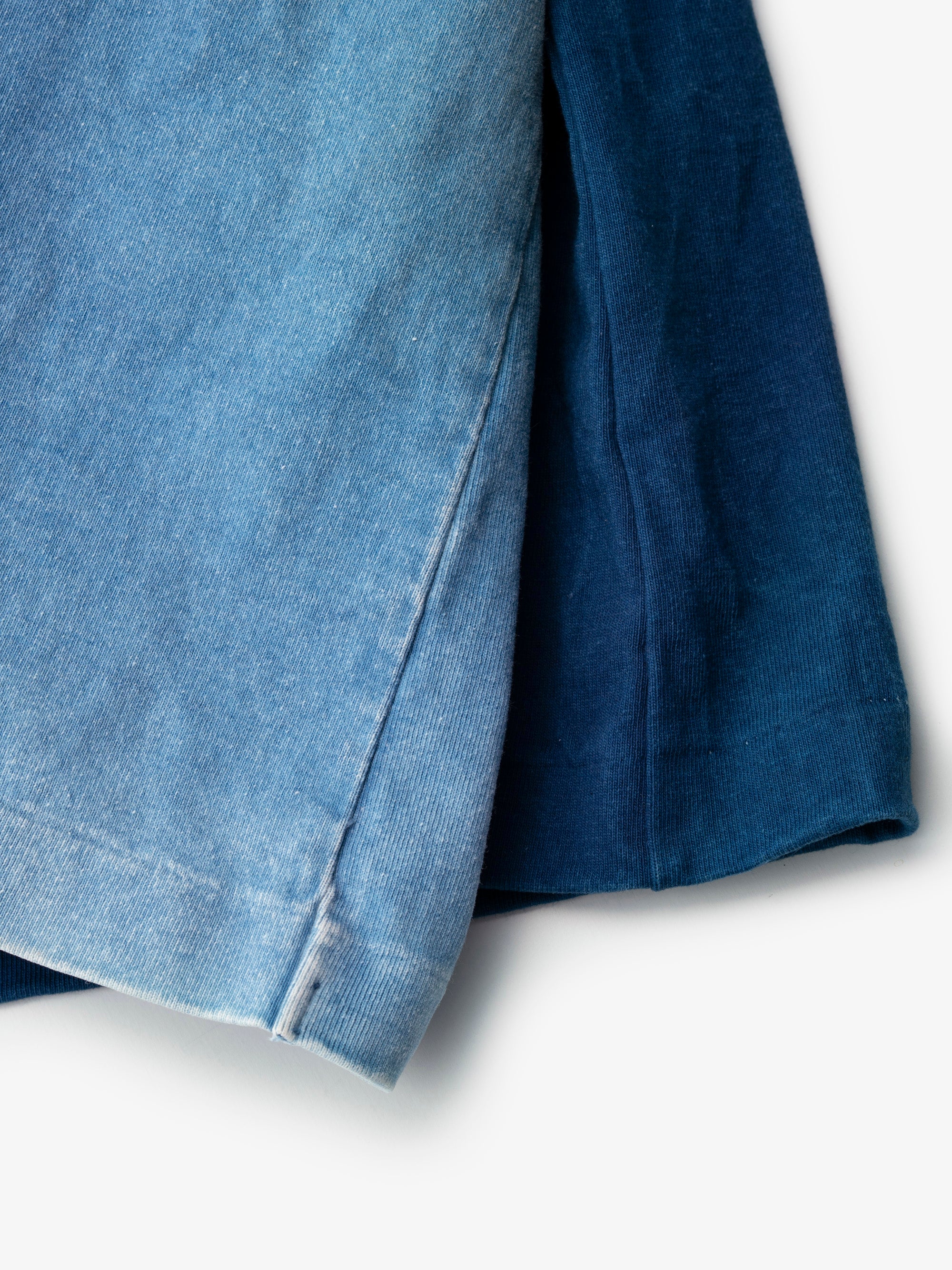 パン屋のTシャツ 草木染め｜わざわざオリジナル