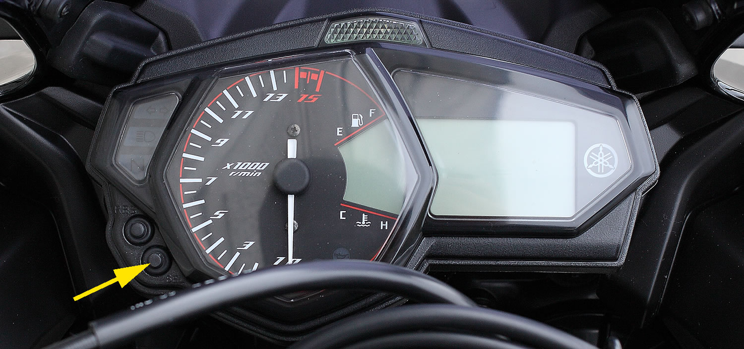 YZF R25 前期 スピードメーター YZF-R25 スピードメーター