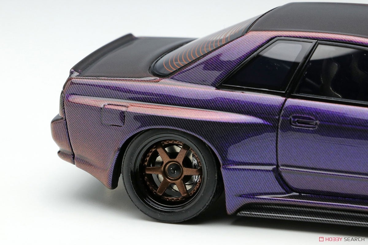 Garage Active Full Dry Carbon-R SEMA show 2022 Visible Carbon