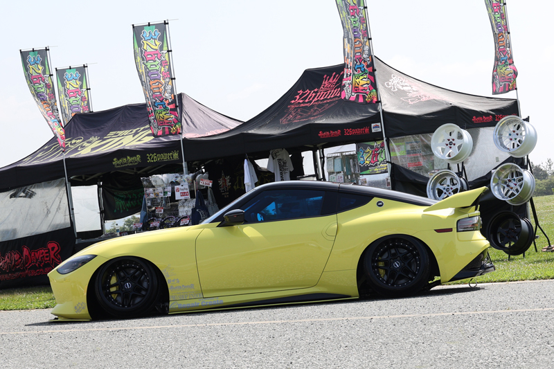 満力ウイング】 RZ34/400Z FAIRLADY Z専用品（ロゴ有り） 商品詳細