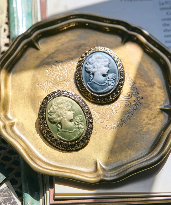 アンティークカメオブローチ(NAVY): 『欧州航路』