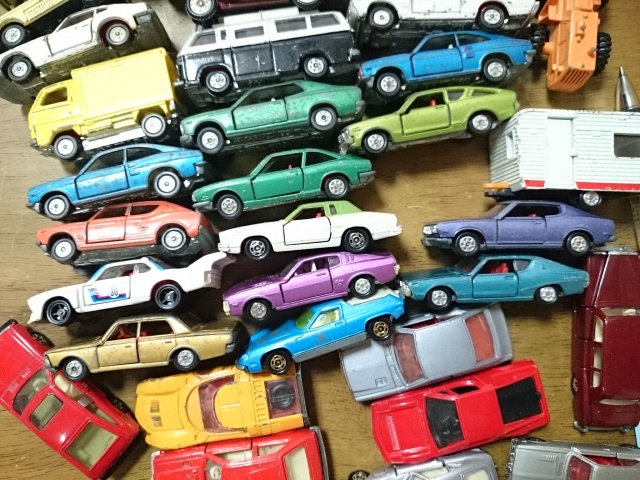 ミニカー買取実績】箱なし・キズあり ミニカー/自動車プラモデル 大量