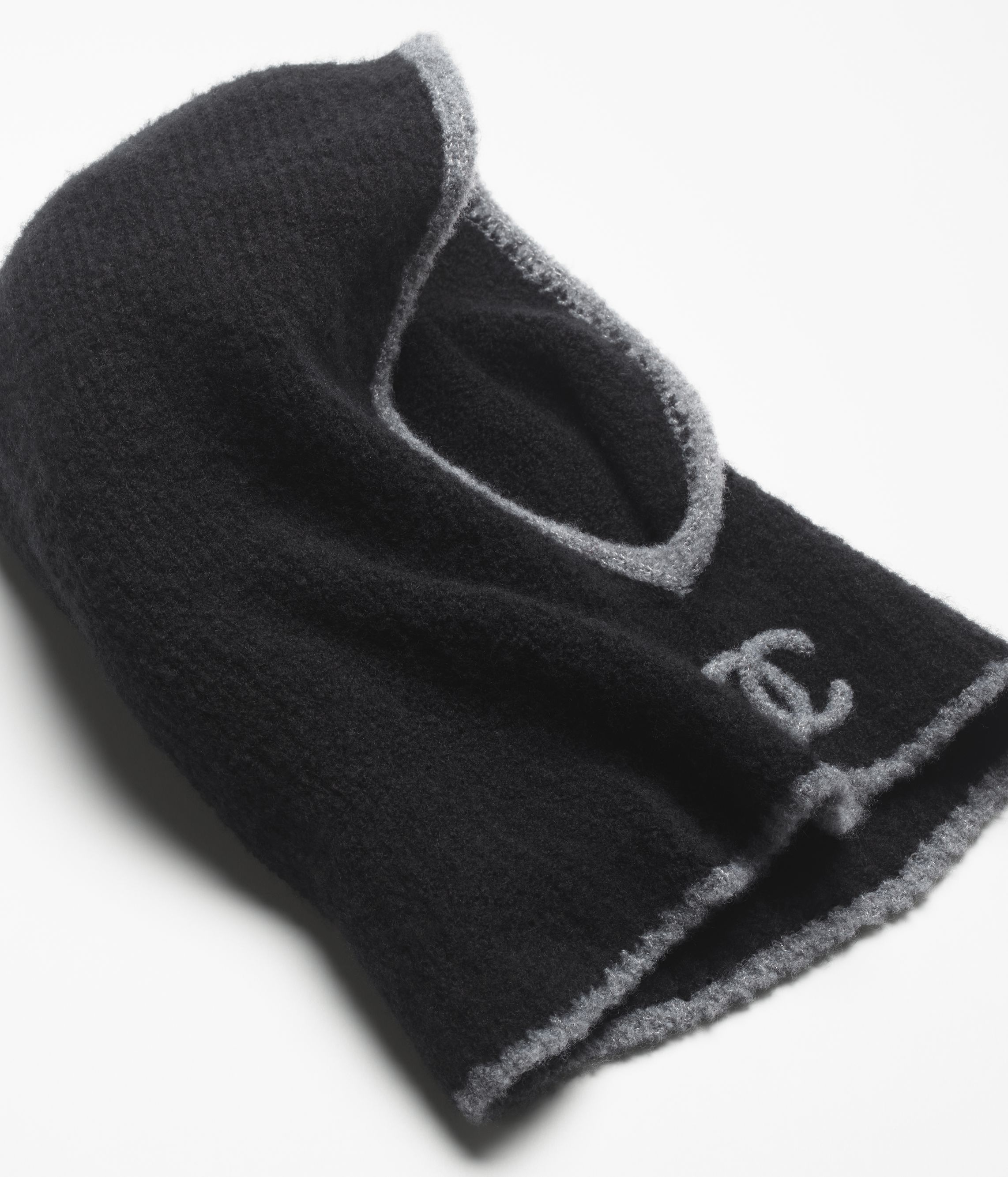 バラクラバ - カシミヤ & シルク、ブラック & ダークグレー