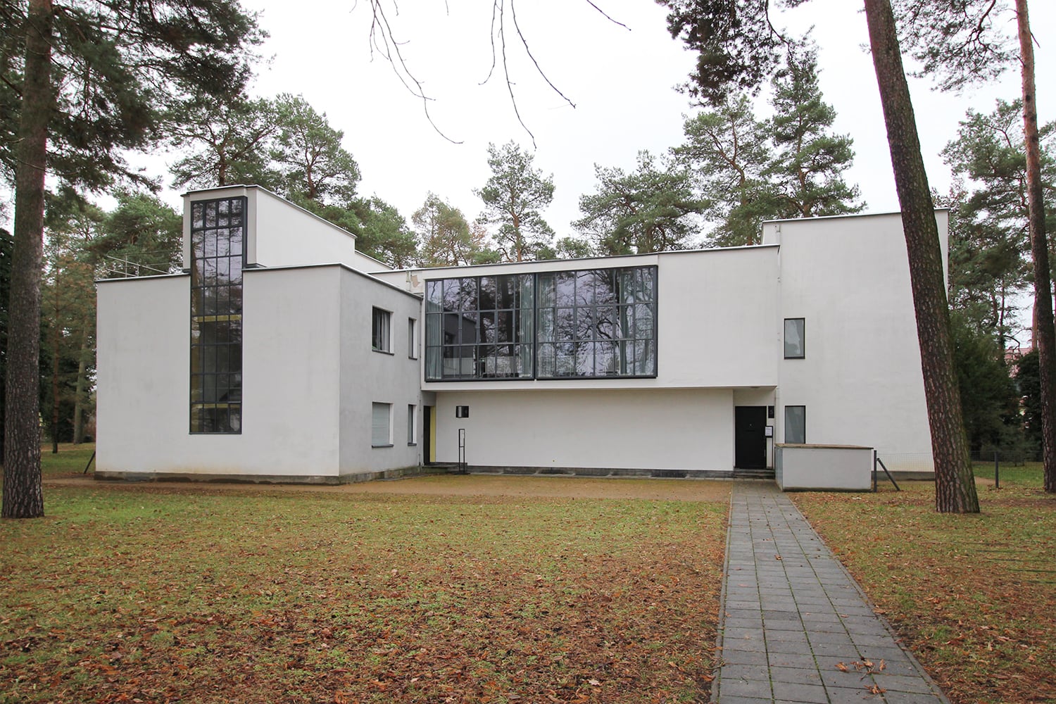 The Deutscher Werkbund (German Association of Craftsmen) and the