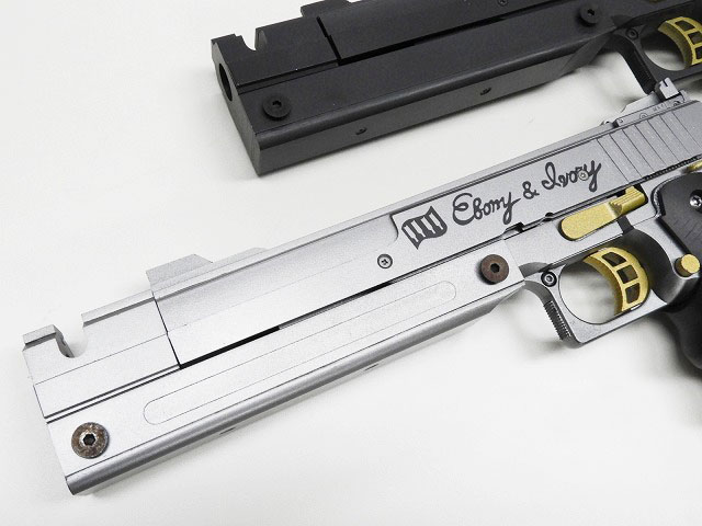 デビルメイクライ エボニー＆アイボリー トイガンセット デビル