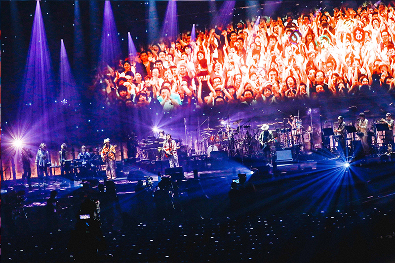 サザンオールスターズ「ほぼほぼ年越しライブ2020」グッズ 好評販売中